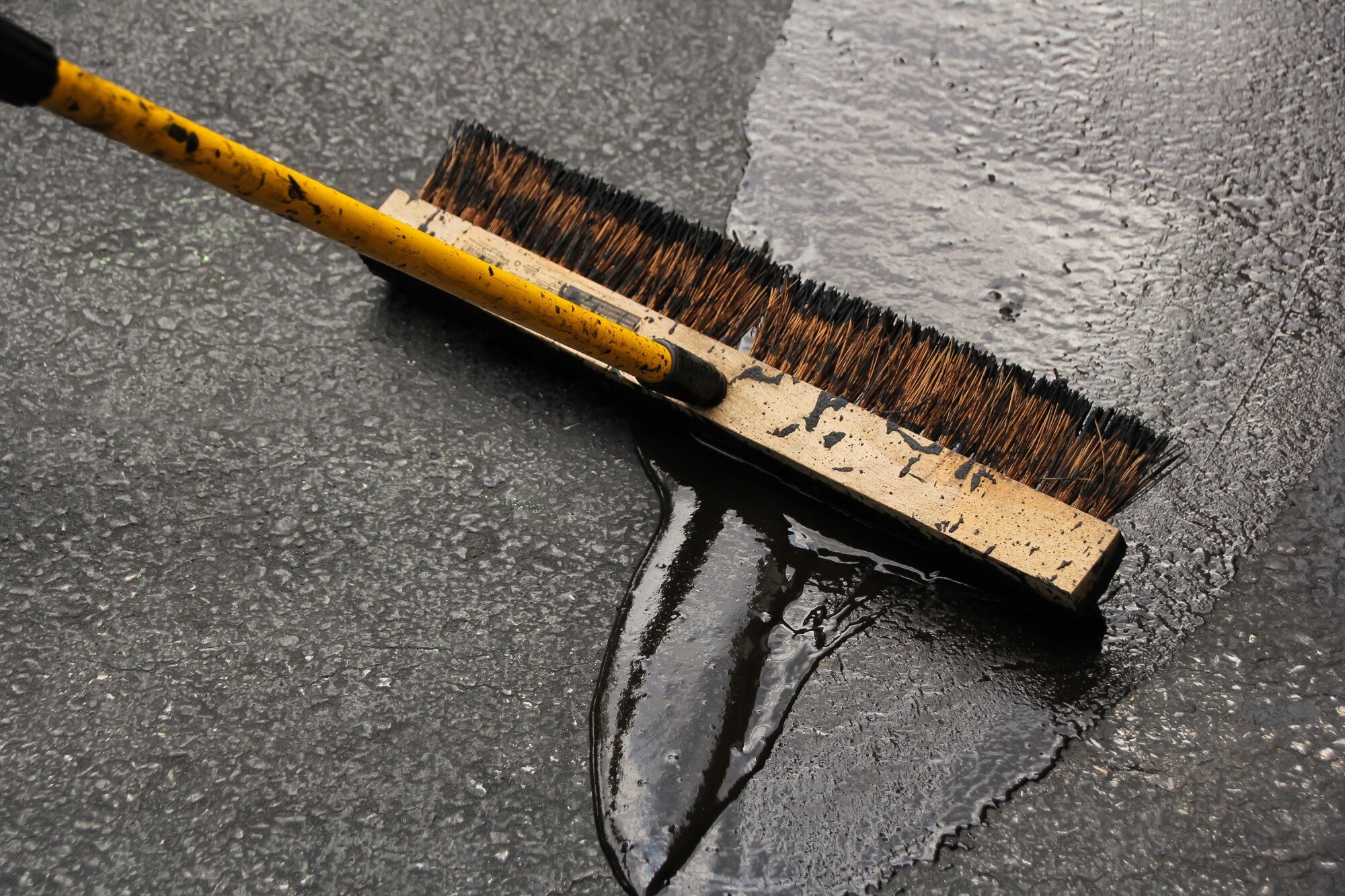 Choosing the Right Asphalt Contractor: A Comprehensive Guide