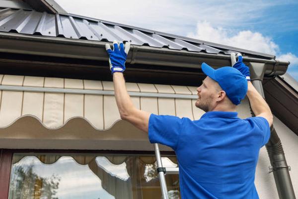 Seamless Gutter Solutions: Expert Installation in Grapevine